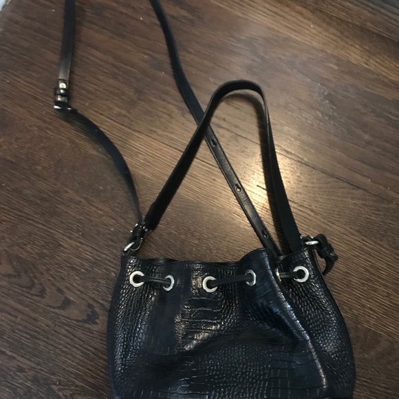 Brahmin black crossbody - Picture 2 of 7